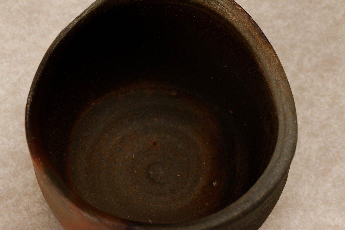 [..] human national treasure Fujiwara male Bizen sake cup also box . genuine article guarantee 