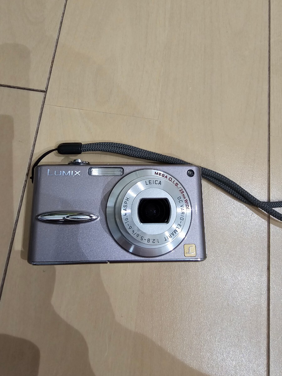 中古 Panasonic パナソニック LUMIX ルミックス デジタルカメラ DMC-FX30の画像3