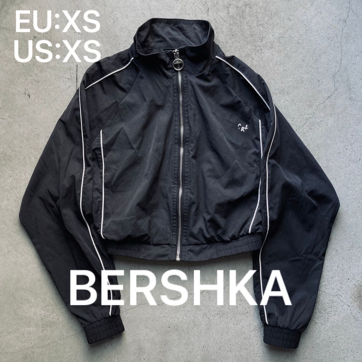 【Bershka】ベルシュカ ショート丈 クロップド ナイロンジャケット size XS ブルゾン ブラック