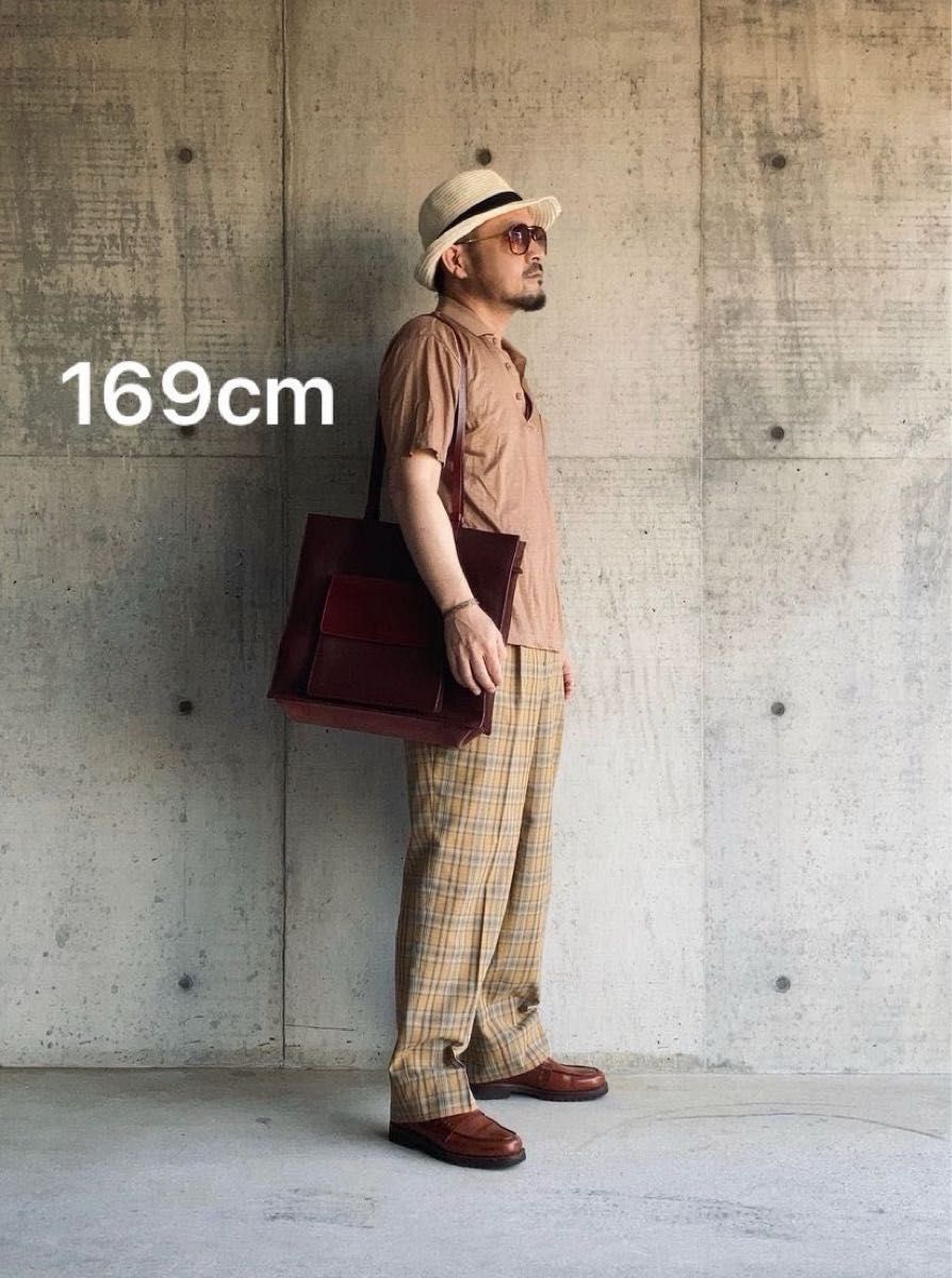 TRUSSARDIの「【TRUSSARDI】トラサルディ 本革 スクエア TRUSSARDIの「【TRUSSARDI】トラサルディ 本革 スクエア