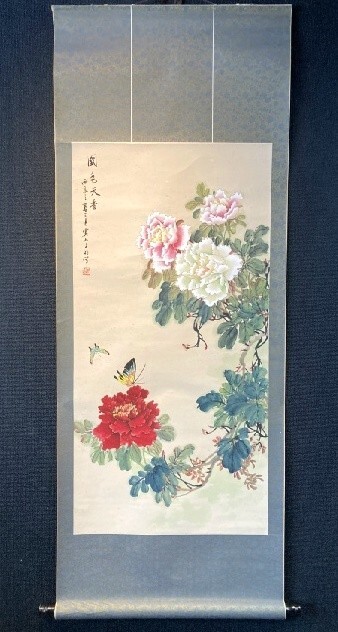 【模写】【中国掛軸】馬子「蝶に牡丹図」紙本 芍薬 検)小禽/書画/掛け軸/中国/山水/日本画/花鳥/小鳥/茶掛け/水墨/草花_画像2