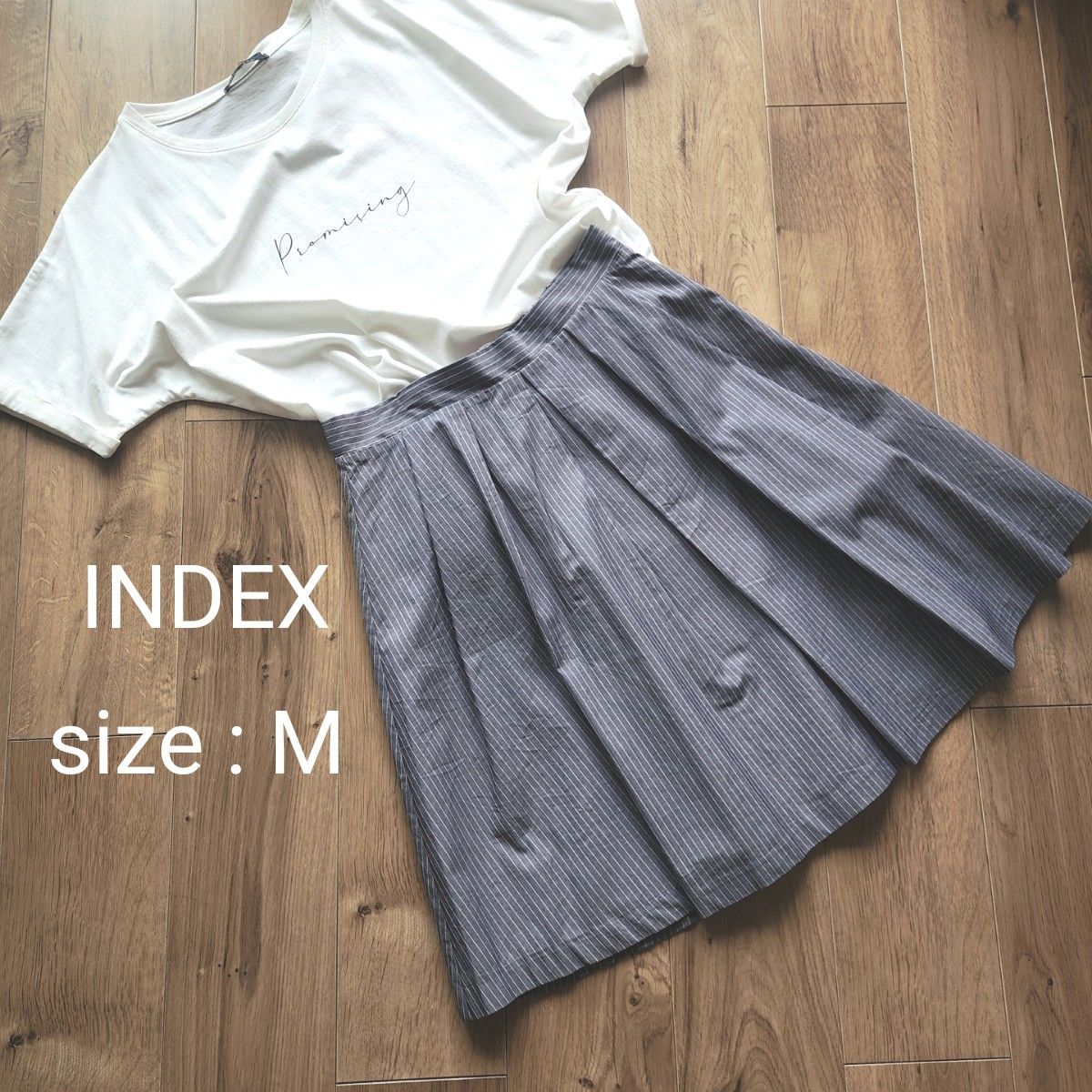 INDEX インデックス　フレアスカート　膝丈スカート　Mサイズ　