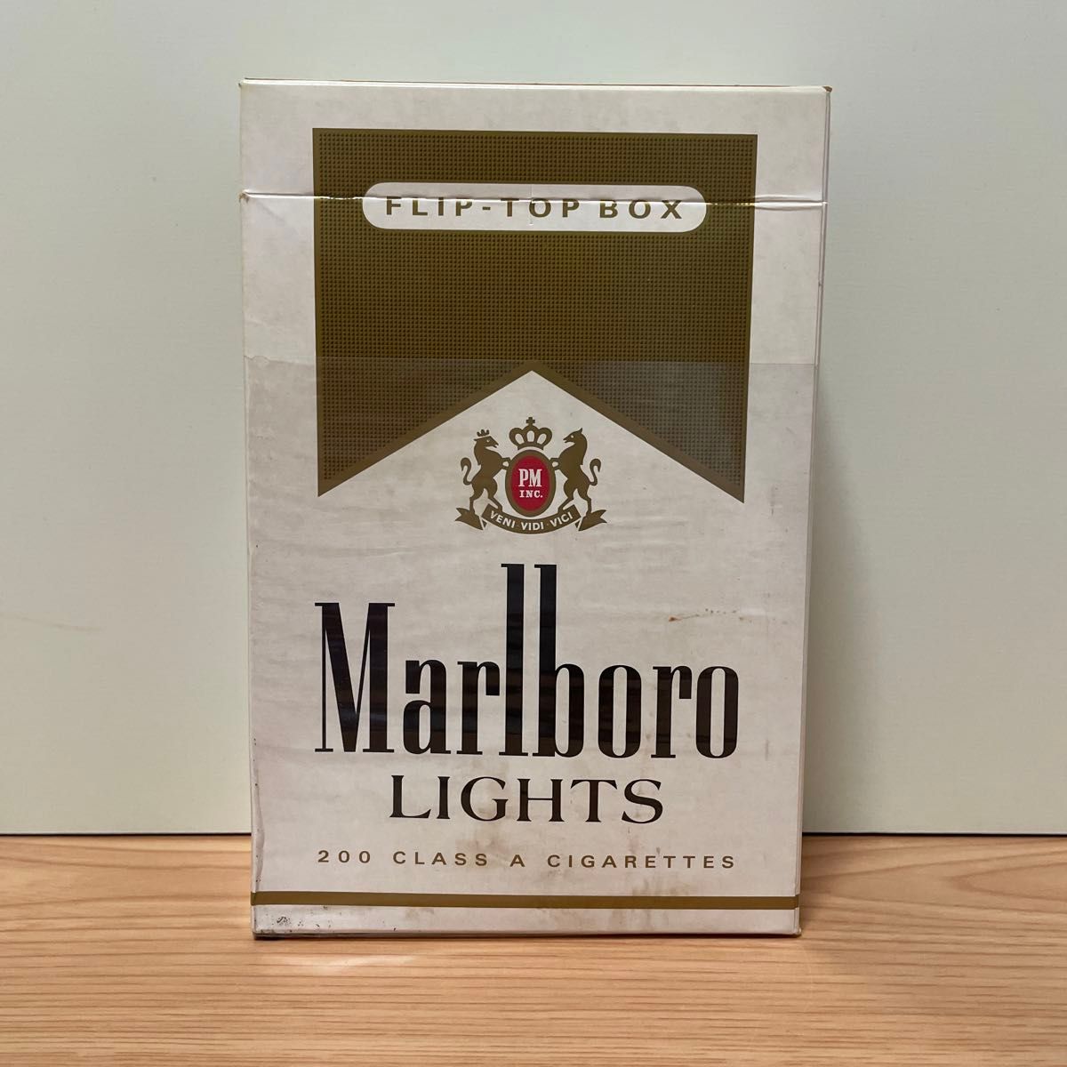 マルボロライト カートン箱 空箱 Marlboro 希少 レア マルボロライト カートン箱 空箱 Marlboro 希少 レア