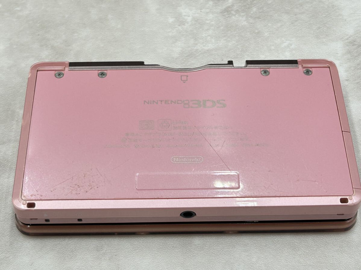 0509E Nintendo 3DS CTR-001 charge cable attaching 