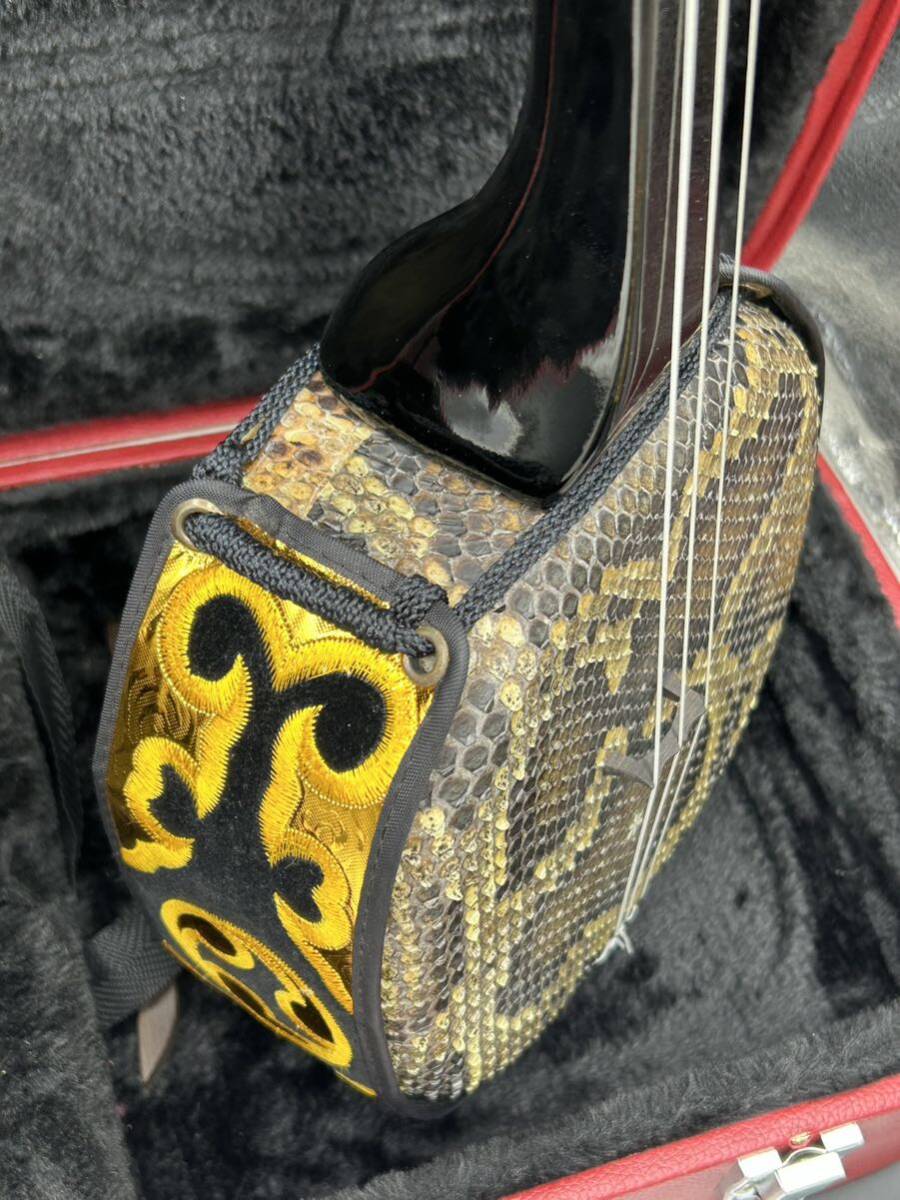 沖縄三線 三味線 和楽器 楽器 ハードケース 本蛇皮 ヘビ皮の画像7