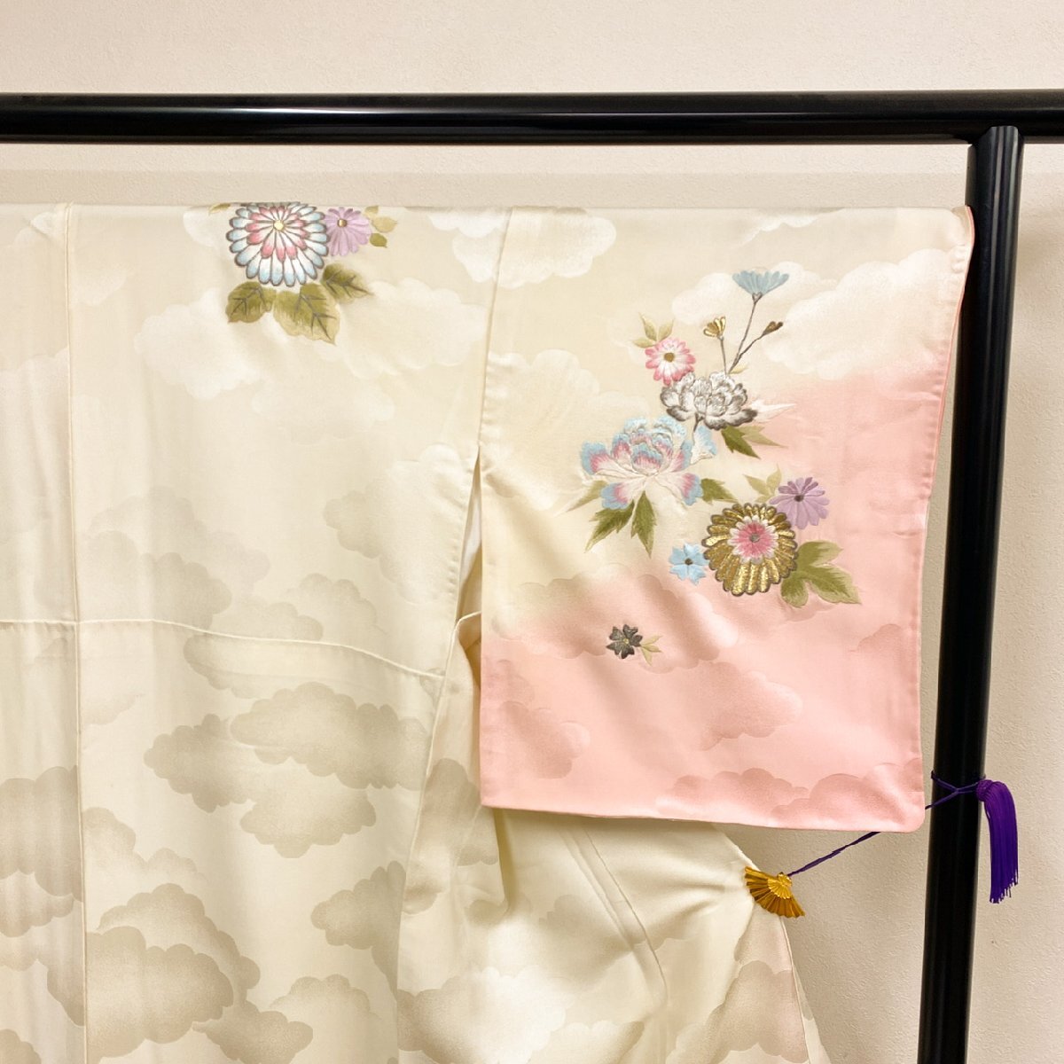  кимоно месяц цветок общий вышивка bokashi . цветок машина документ sama выходной костюм не использовался товар натуральный шелк золотой серебряный нить ki1438