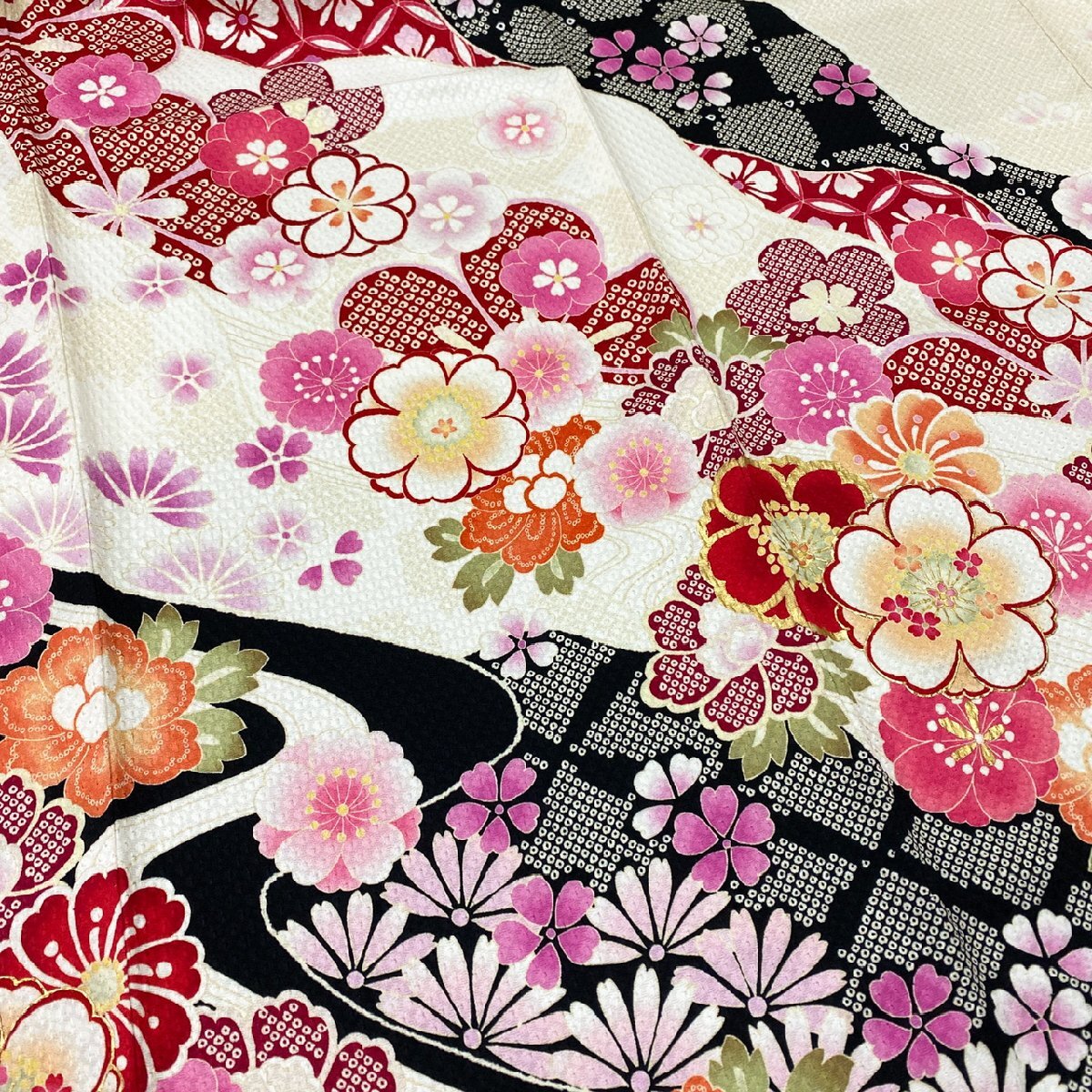  kimono month flower gold paint gold piece embroidery possible .. flower long-sleeved kimono silk gold thread guard processing ki1626