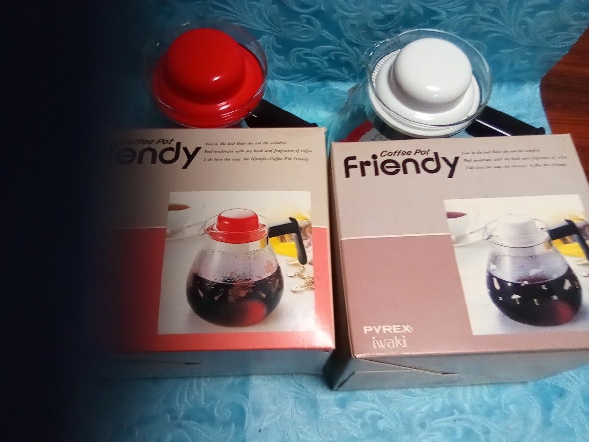  unused * Pyrex PYREX*iwaki* coffee pot * server * teapot * Friendee (7 cup for :980cc) direct fire for Red*White2 piece * also in box 