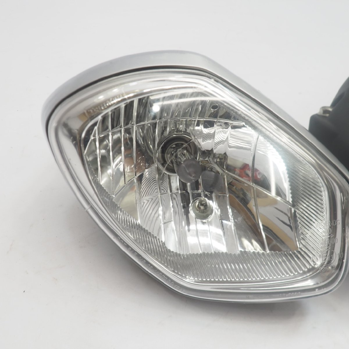 トライアンフ純正ヘッドライト ヘッドランプ スピードトリプル ストリートトリプル triumph headlight headlampの画像2