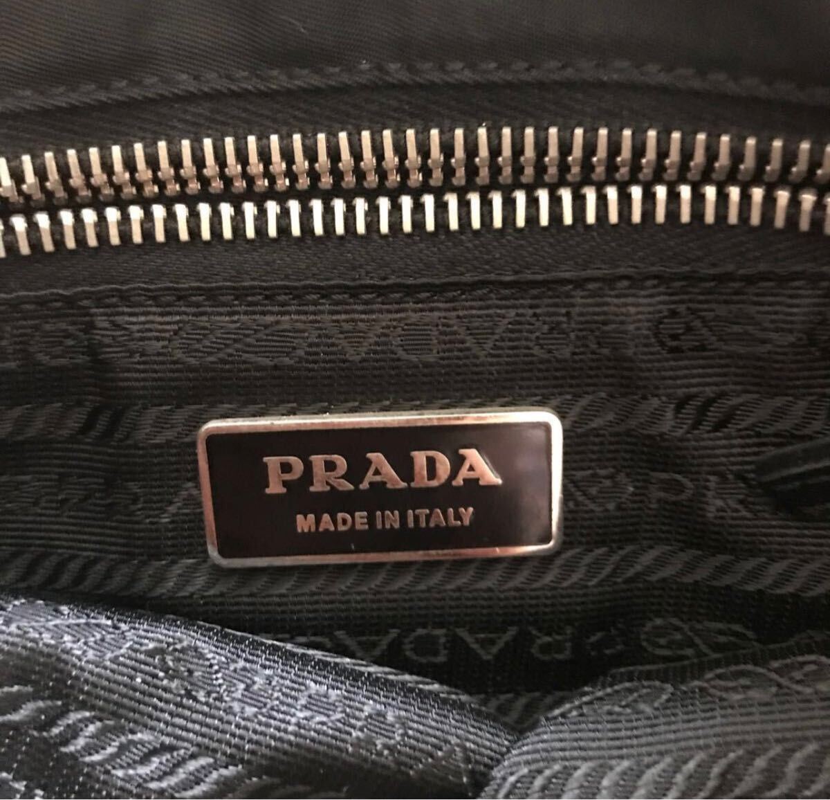 美品 PRADA プラダキルティングショルダー ブラック_画像7