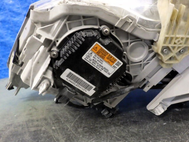 3991　スカイライン　V36　前期　右ライト　HID　バラスト付　100-63861　良品_画像3