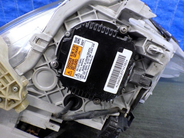 1855　スカイライン　V36　前期　左ライト　HID　バラスト付　100-63861　美品_画像3