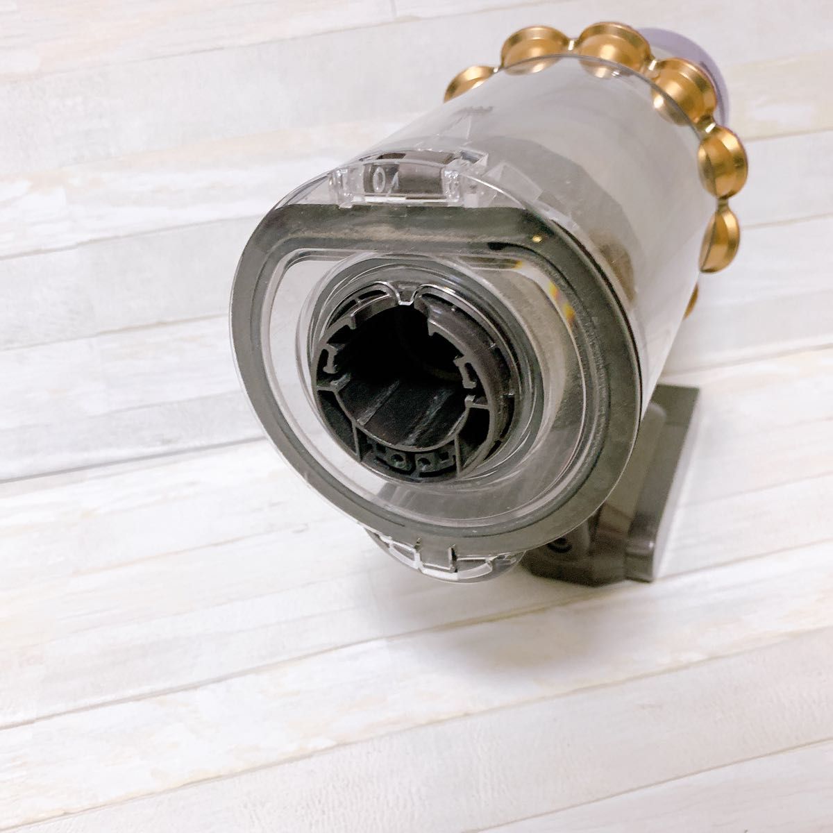 dyson V11 SV14 本体のみ 限定ゴールドモデル エコモード 63分 dyson V11 SV14 本体のみ 限定ゴールドモデル エコモード 63分