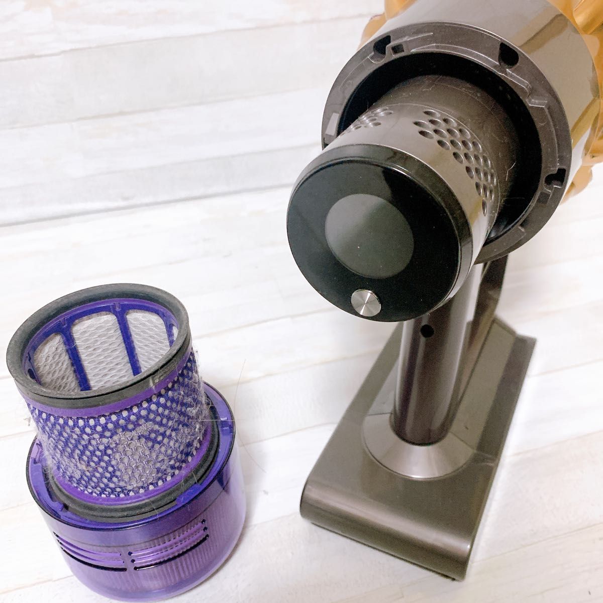 dyson V11 SV14 本体のみ 限定ゴールドモデル エコモード 63分 ダイソン コードレスクリーナー 掃除機