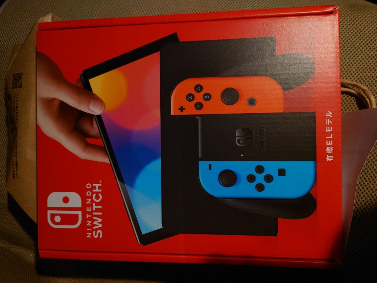 ニンテンドースイッチ　Nintendo Switch 有機ELモデル ネオンブルー ネオンレッド  フィルム付　初期箱角潰れ