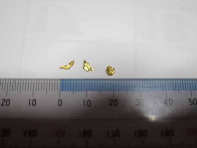  gold nageto Australia .. gold . Gold finger large nageto3 bead 