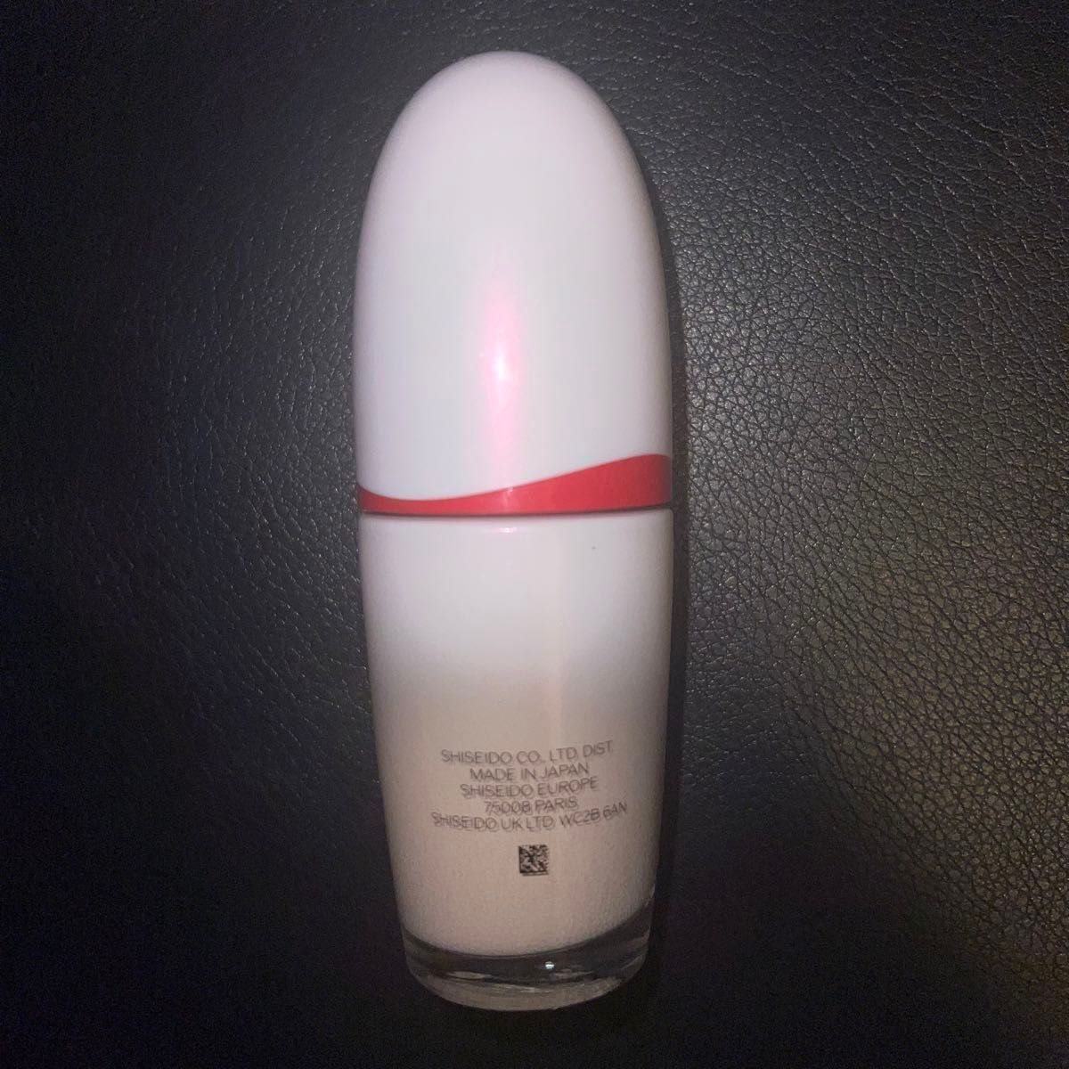 SHISEIDO エッセンス スキングロウ ファンデーション 140 Porcelain