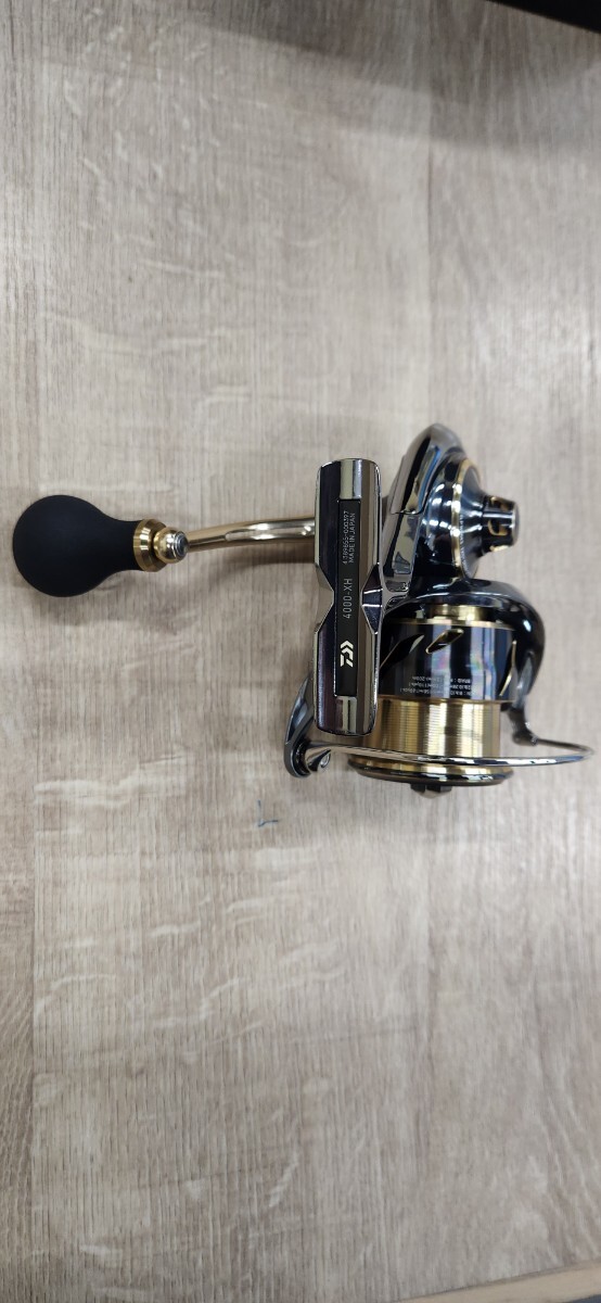 ダイワ22 イグジストLT 4000XH SLPワークスセミオーダー 極上品 ダイワ22 イグジストLT 4000XH SLPワークスセミオーダー 極上品