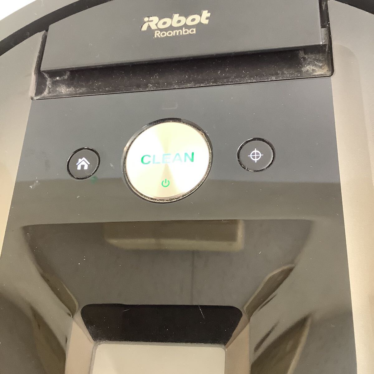 ◯営HM010-A4T100【埼玉発】iRobot アイロボット Roomba ルンバ ロボット掃除機 2019年製ModelNumber980 通電簡易動作確認済み _画像2