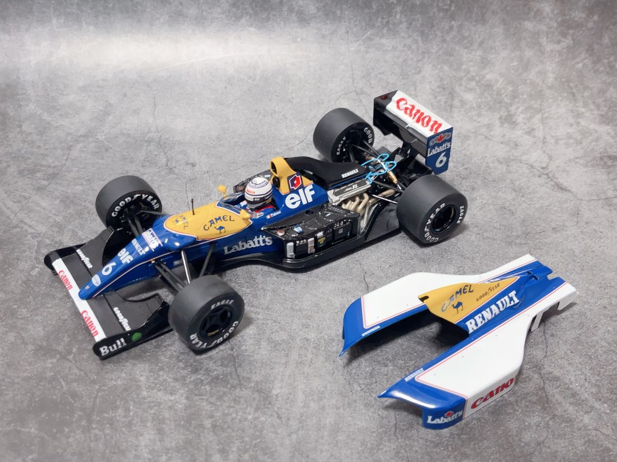 カスタム品 1/18 Quartzo ウィリアムズ ルノー FW14B 