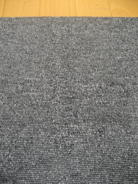  сделано в Японии ковровая плитка (5 листов ) толщина примерно 6.5mm<5026> наличие 27 листов * товар с некоторыми замечаниями *1 листов 140 иен ~