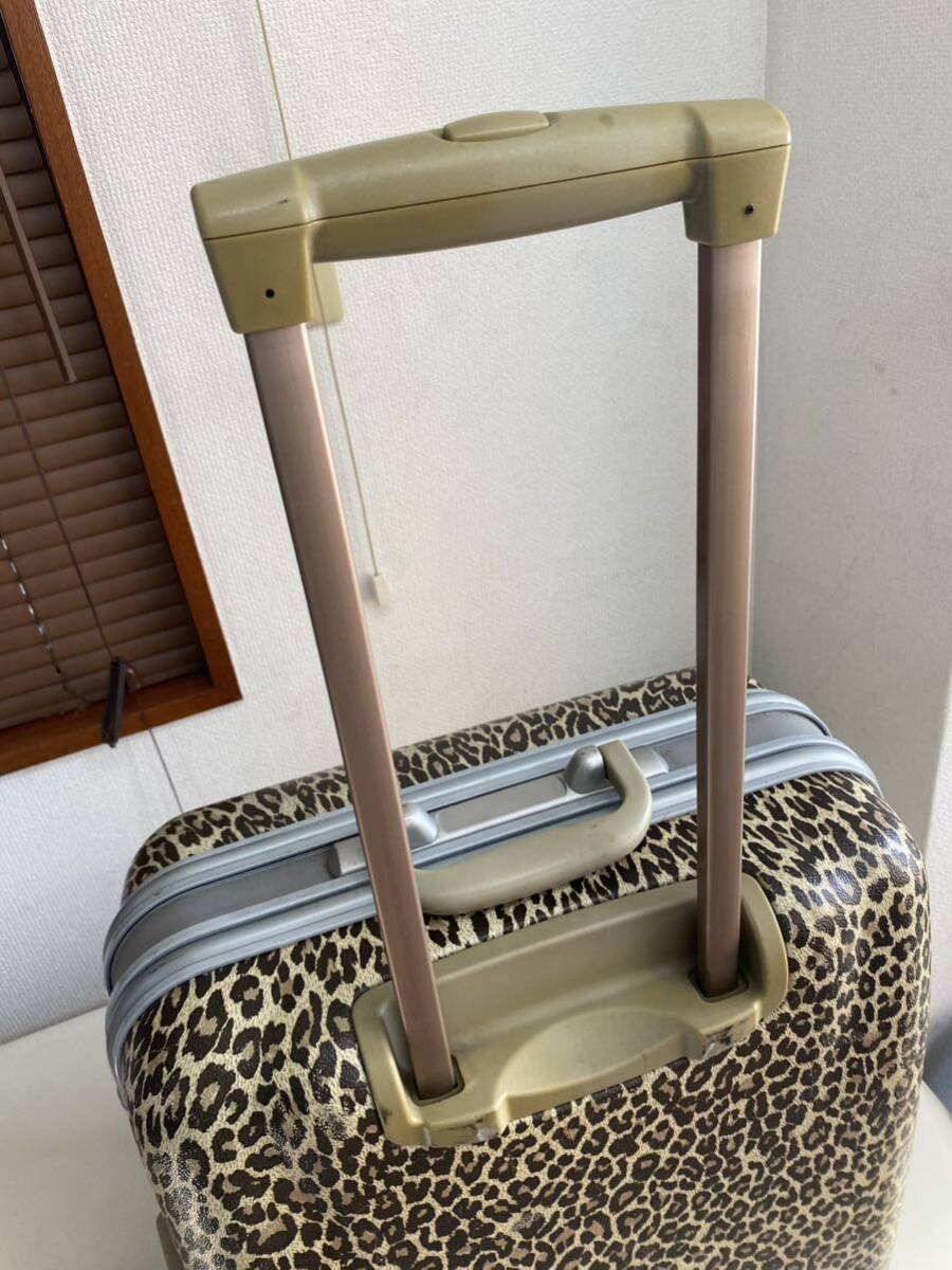 スーツケース キャリーケース キャリケース 旅行用　豹柄　OSHIMA製　スーツケース キャリーケース 旅行用 キャリケース_画像10