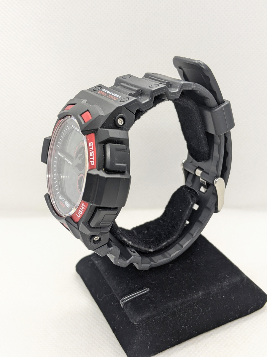 ◆ J-AXIS ジェイアクシス CYBEAT サイビート メンズ 腕時計 カレンダー機能 ACY-14 ブラック レッド 稼働品_画像3