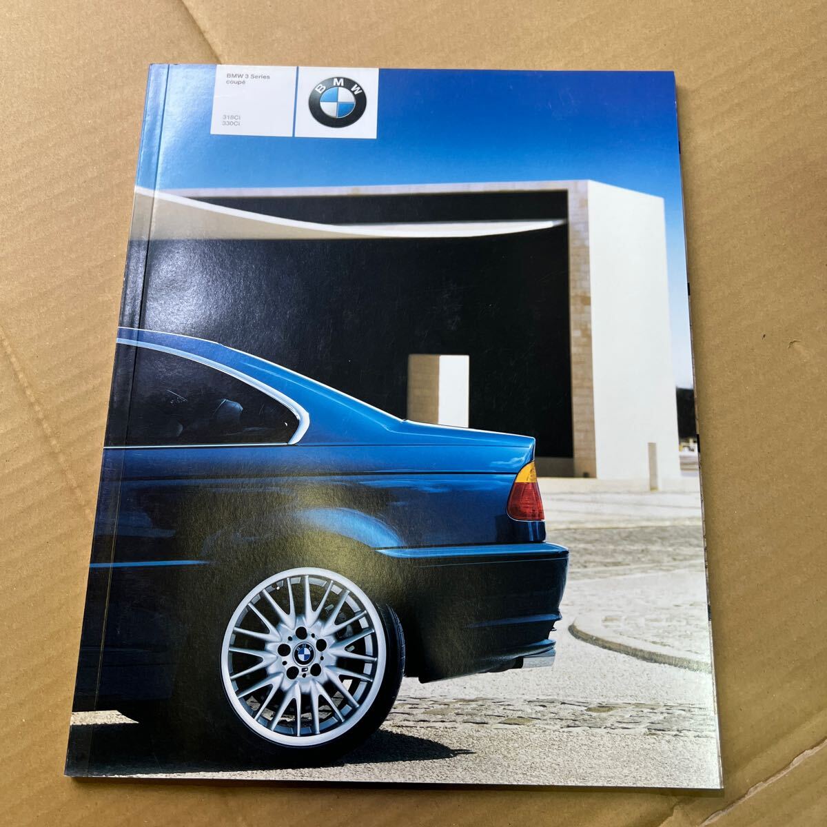 BMWシリーズカタログ美品4冊_画像3