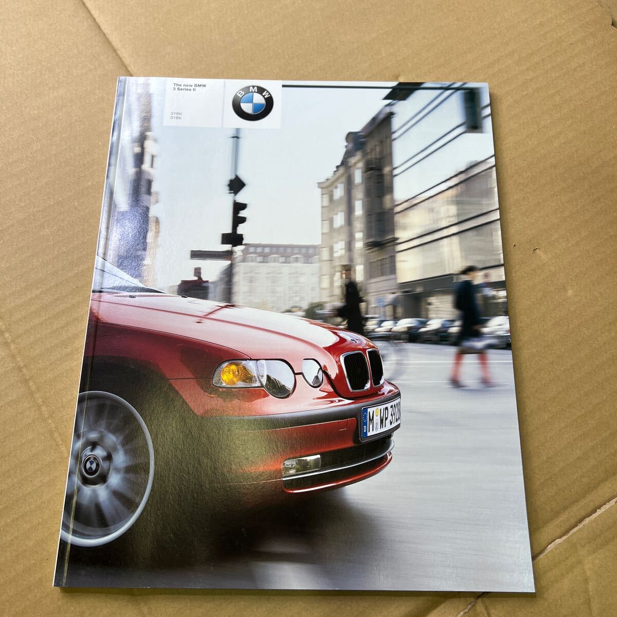 BMWシリーズカタログ美品4冊_画像6
