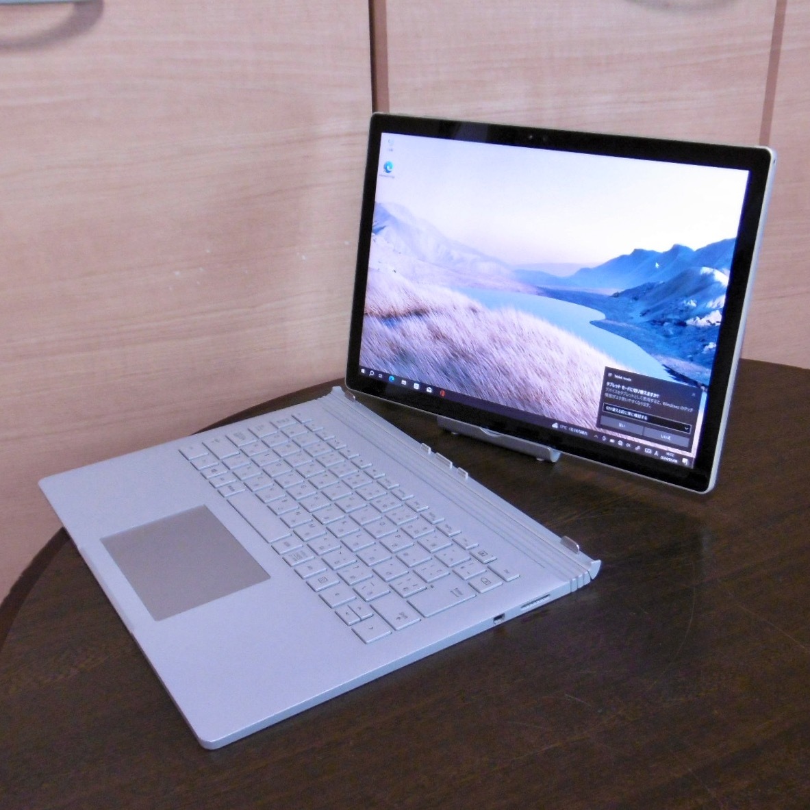 ■訳あり■初代 Surface Book（i5 6300U/8GB/128GB）AC付属！■の画像1