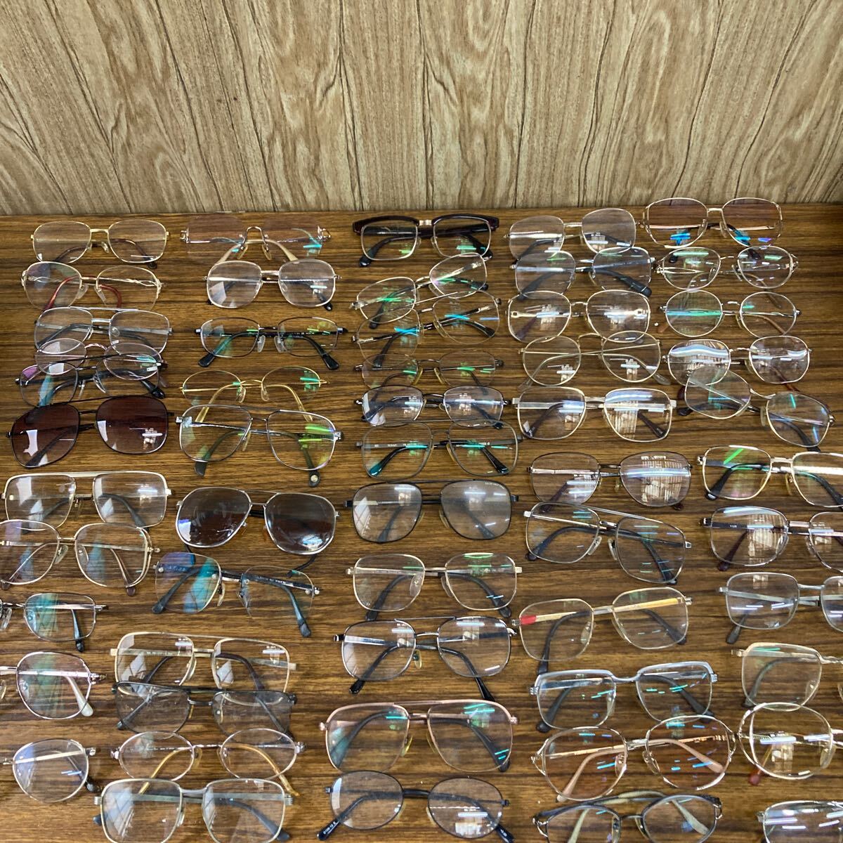 メガネ まとめて 56本 サングラス 眼鏡 老眼鏡 フレーム めがね 度レンズ有/無 金属フレーム 伊達 Nikon Dior チタン ブランド 等 大量の画像1