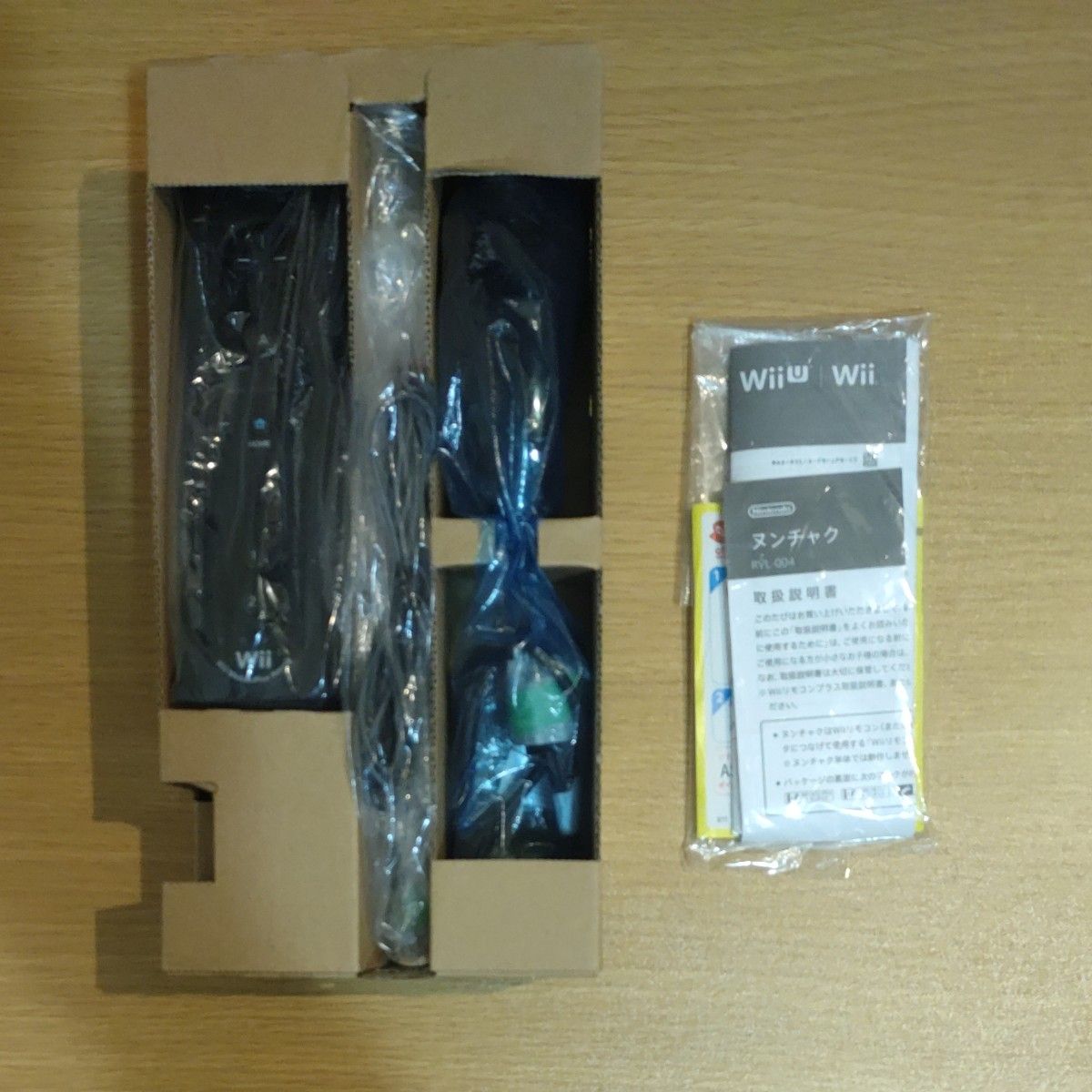 Wiiリモコンプラス追加パック KURO Wiiリモコン ヌンチャク セン Wiiリモコンプラス追加パック KURO Wiiリモコン ヌンチャク セン