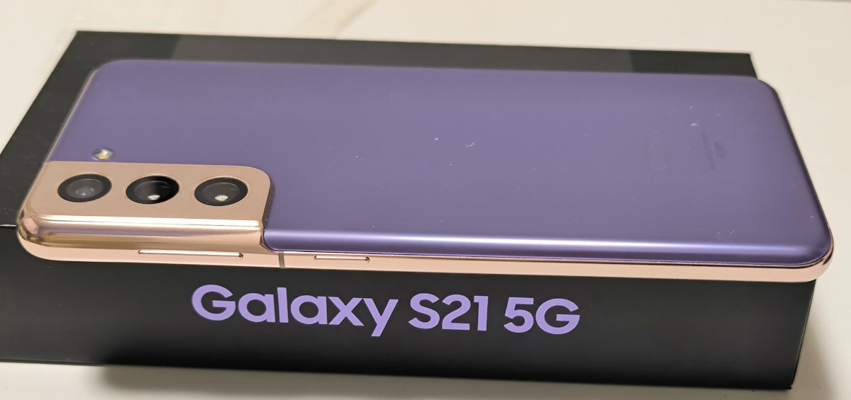 Galaxy S21 5G au версия SCG09 Phantom violet 