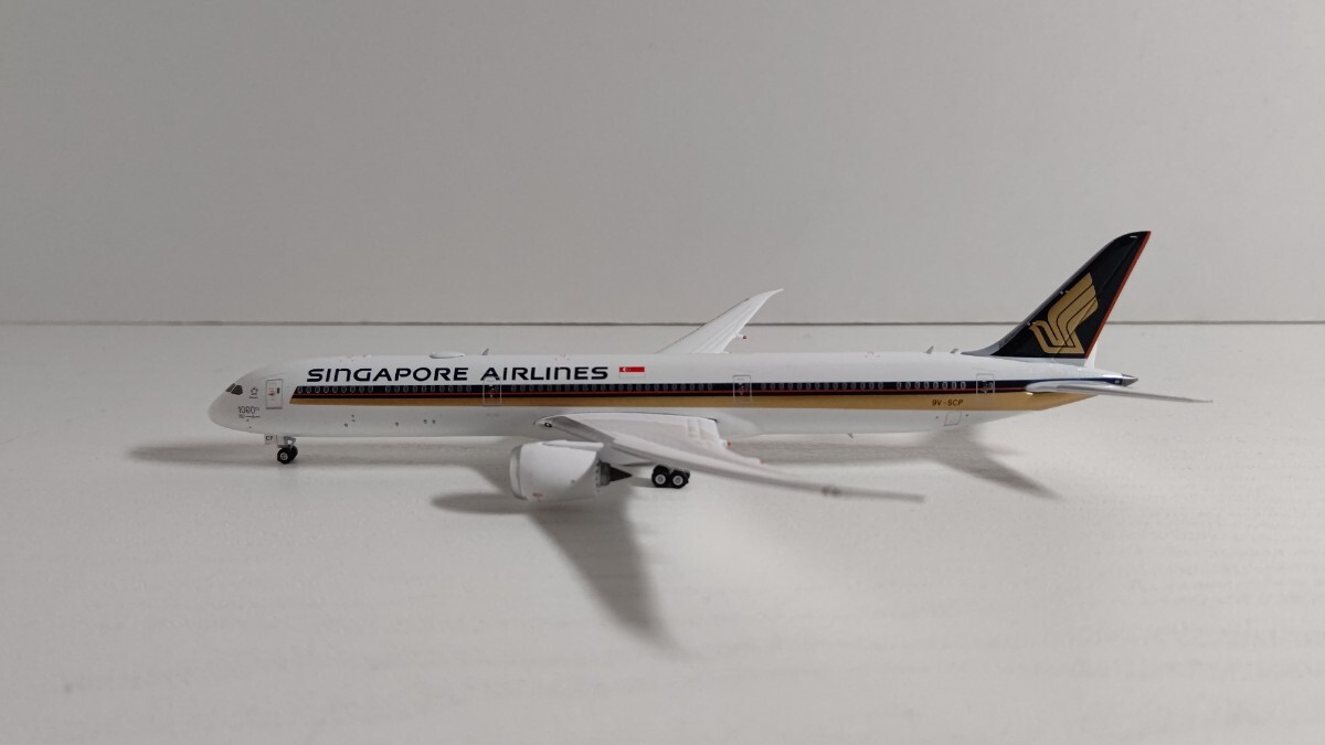 1/400 Phoenix SINGAPORE AIRLINES シンガポール航空 BOEING 787-10 旅客機　②_画像2