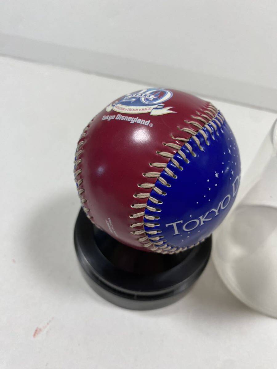 野球ボール　ボール　ディズニーランド　20周年　グッズ　ミッキーマウス　ミッキー　ディズニー　ケース傷みあり割れあり　ボール美品_画像4