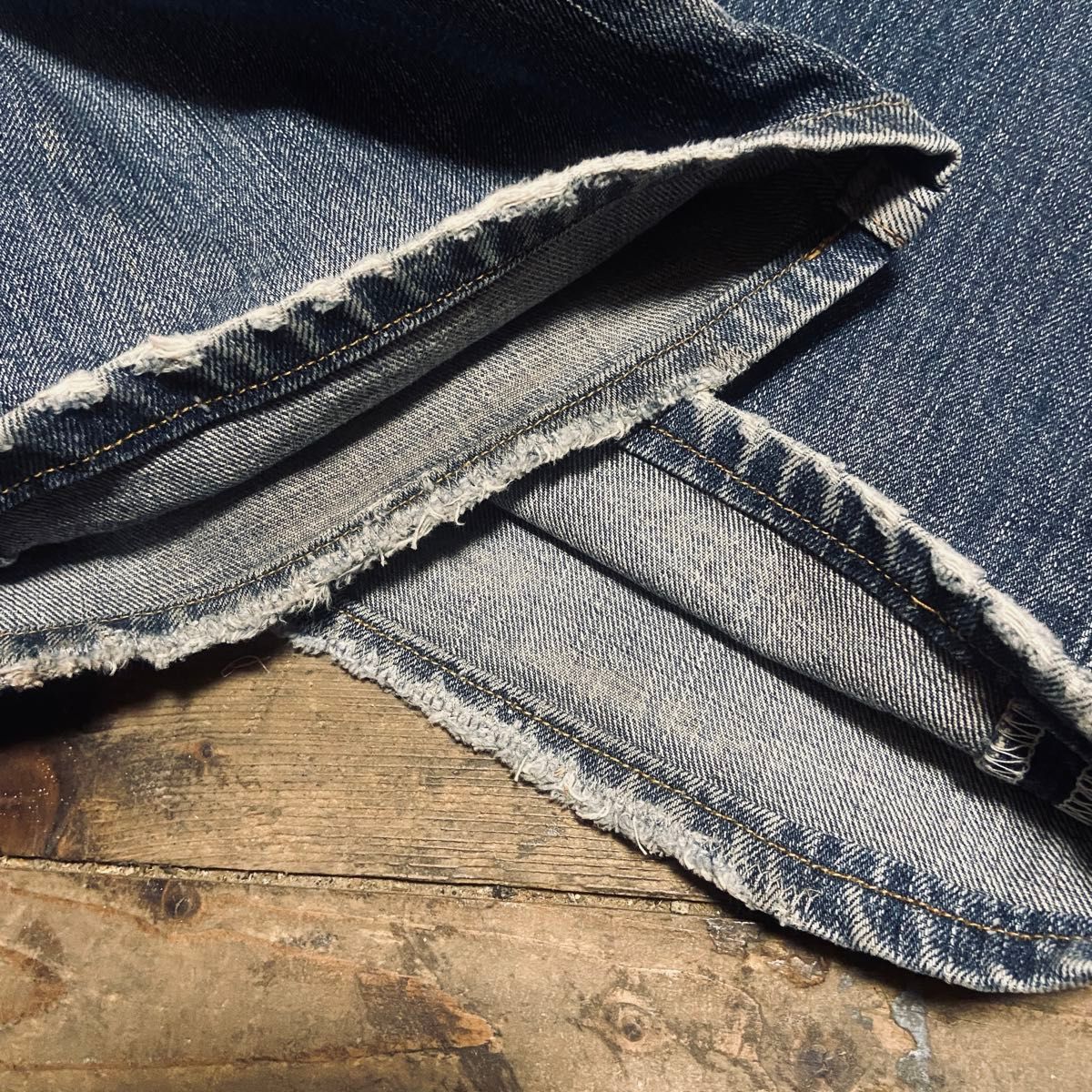 リーバイス517ブーツカットLEVI'Sベルボトムw34ビンテージ風加工グランジ