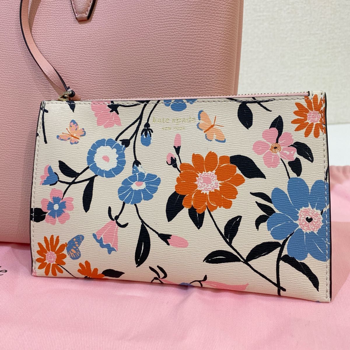 超美品 katespade ケイトスペード レザー ビジネスバッグ トートバッグ A4サイズ収納可能