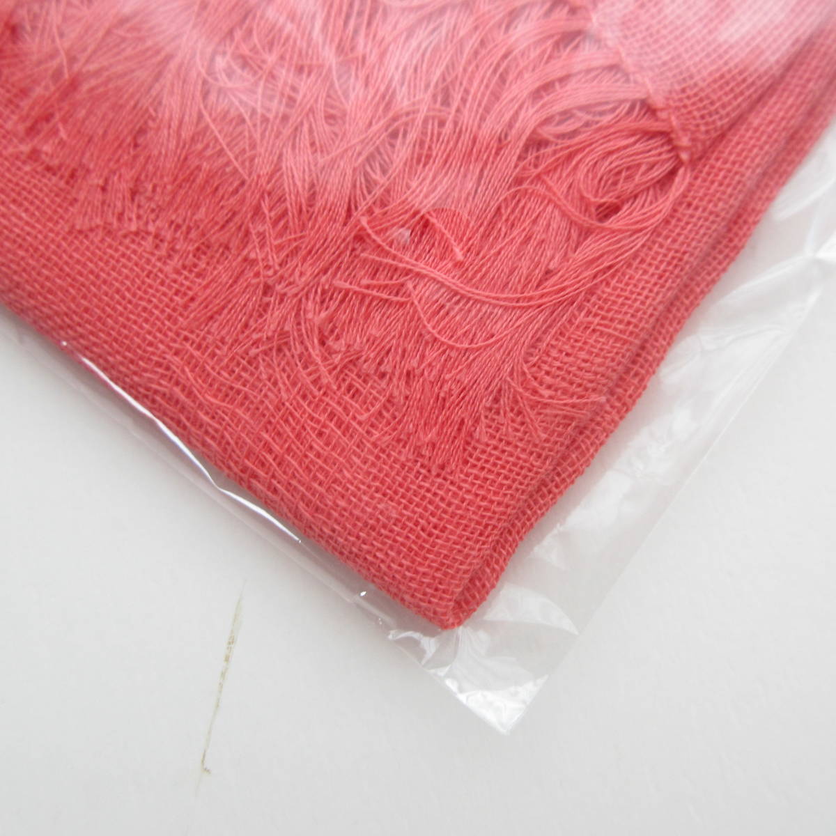 新品 内野 UCHINO 軽量糸 ガーゼ マフラー ストール 綿100% 薄手のガーゼ織り 抗菌防臭加工 UV対策 軽く柔らかな肌触り_画像2