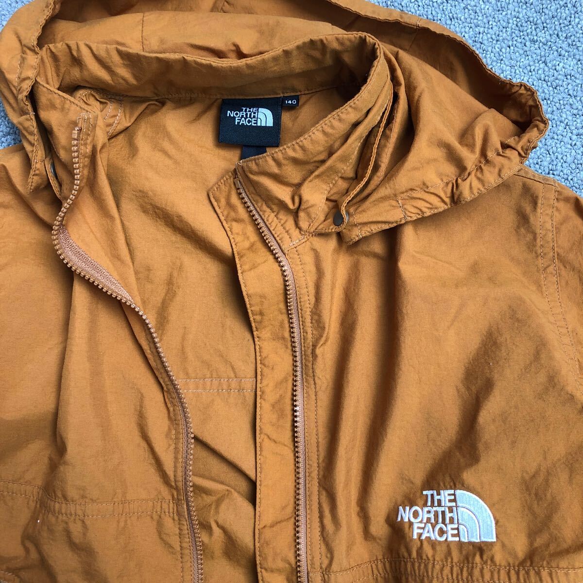 THE NORTH FACE キッズ マウンテンパーカー 140の画像3