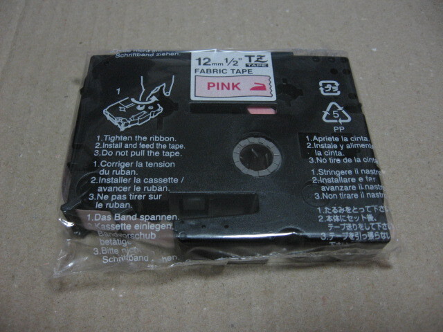 ブラザー brother テープカセット TZ-FE32 PINK ピンク _画像1