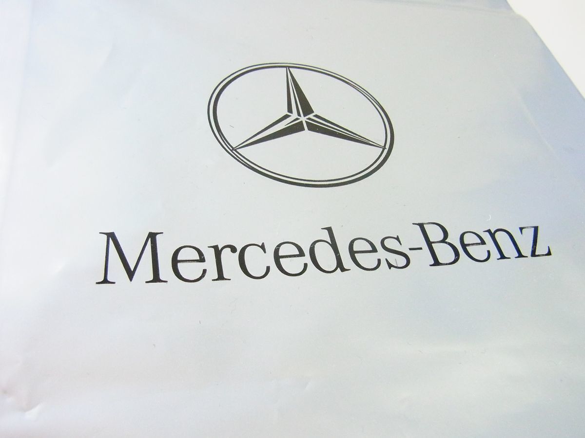 正規★Mercedes-Benz メルセデスベンツ★ロゴ入りショッピングバッグ★エコバッグ★プレゼントに★シルバー銀【本物保証】非売品の画像1