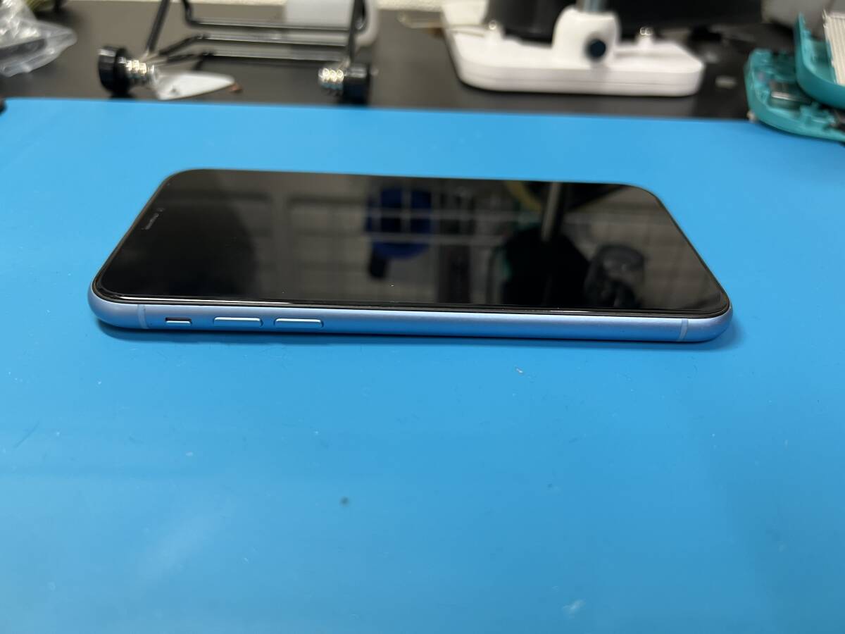 【1円出品】iPhone XR 64GB docomo SIMロックあり_画像7