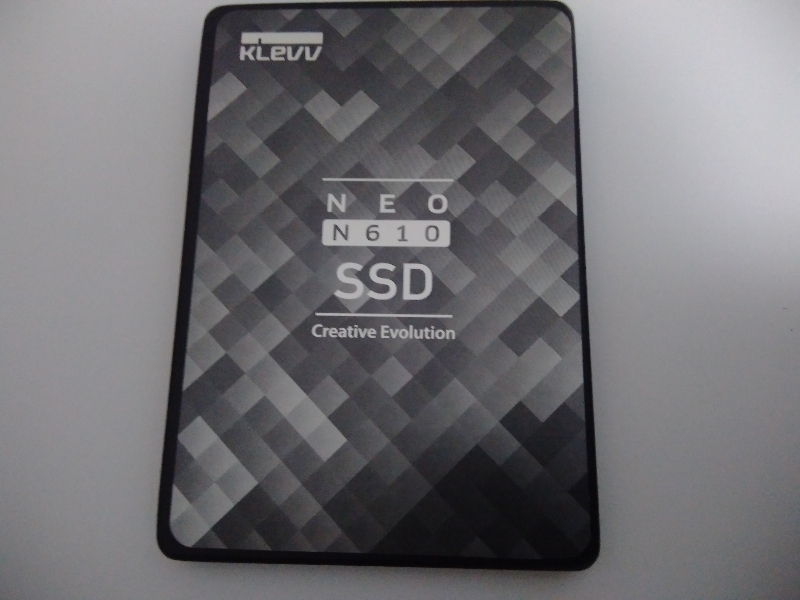 ■ SSD ■ 512GB （1061時間） エッセンコア KLEVV 香港 正常判定 送料無料の画像2