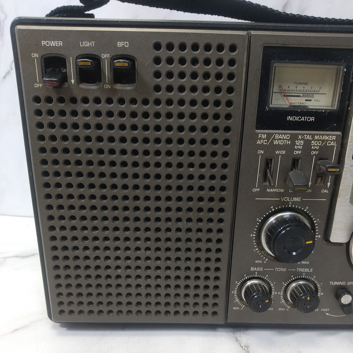 270同梱NG National Panasonic COUGAR RF-2200 BCLラジオ SW1～SW6/MW/FM 8バンド 短波ラジオ ナショナル パナソニック クーガー ジャンクの画像2