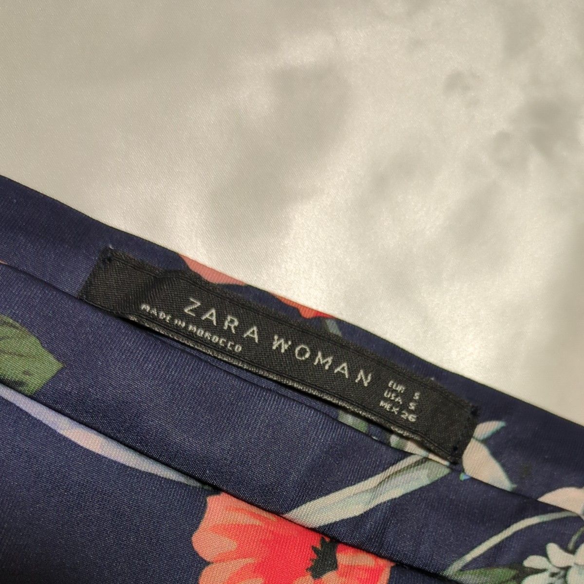 ZARA WOMAN ザラ ウーマン 花柄マーメイドスカート ネイビー ミニ フレア 前後アシンメトリー