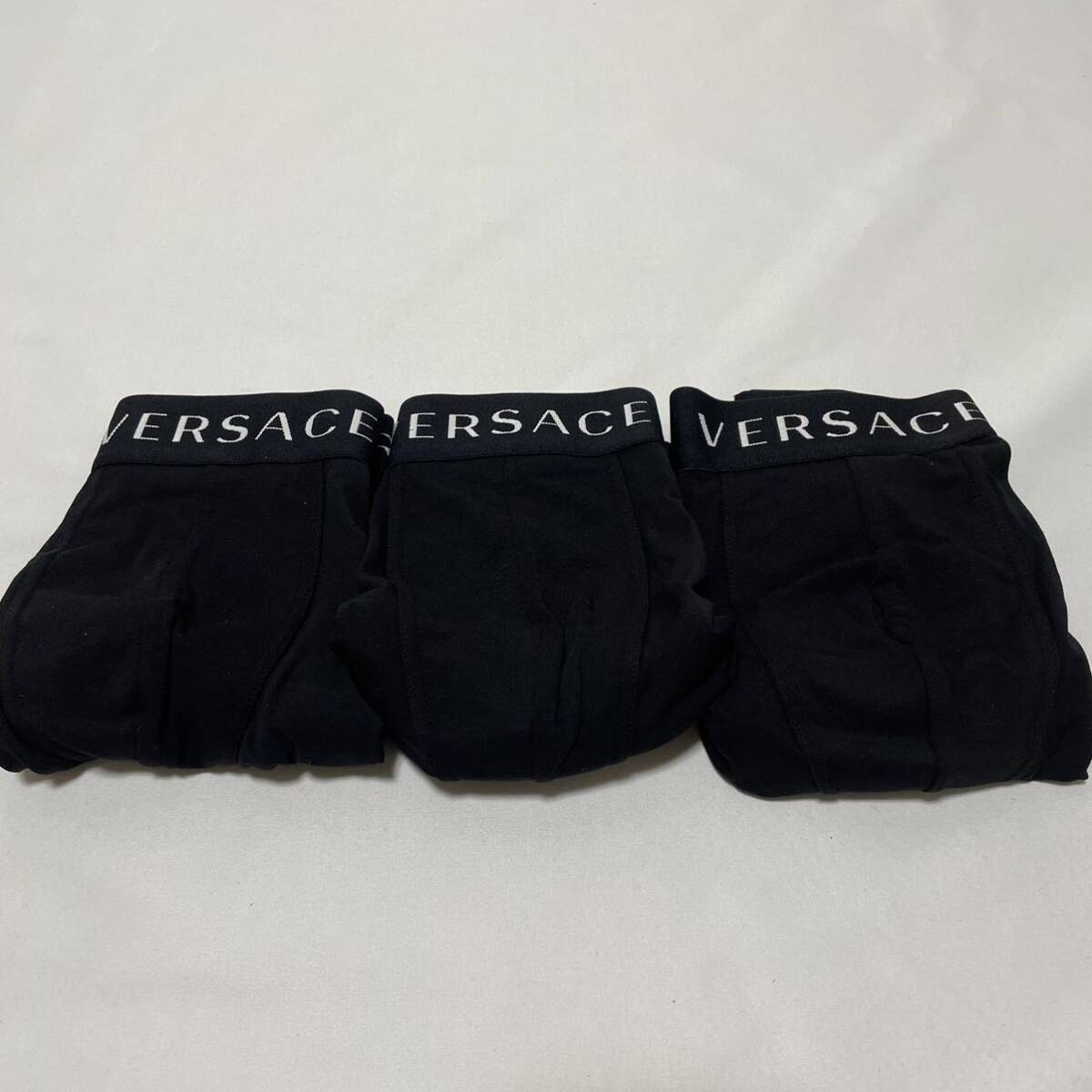新品】VERSACE ヴェルサーチ ボクサーパンツ 3枚セット S 新品】VERSACE ヴェルサーチ ボクサーパンツ 3枚セット S