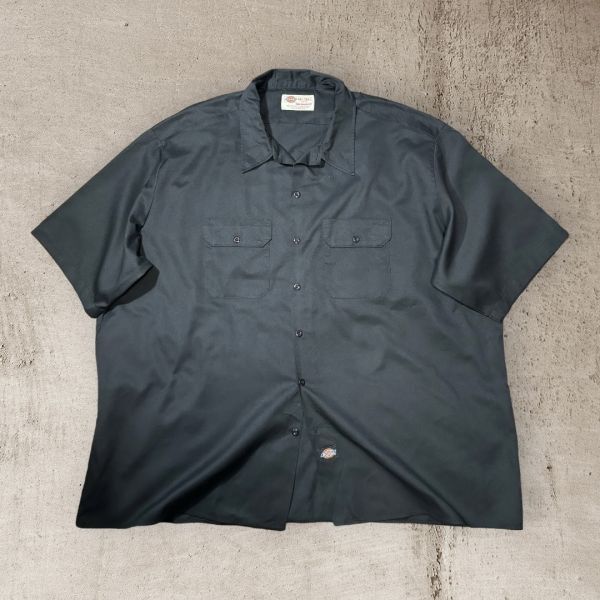 ★超BIGサイズ★ Dickies 半袖ワークシャツ 4XL ブラック系 ピスネーム ディッキーズ 古着 クリーニング プレス済み w1282_画像1