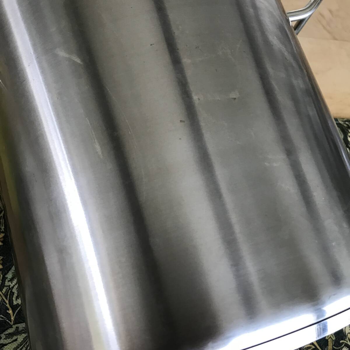 * made of stainless steel 26cm delustering stockpot * box none 