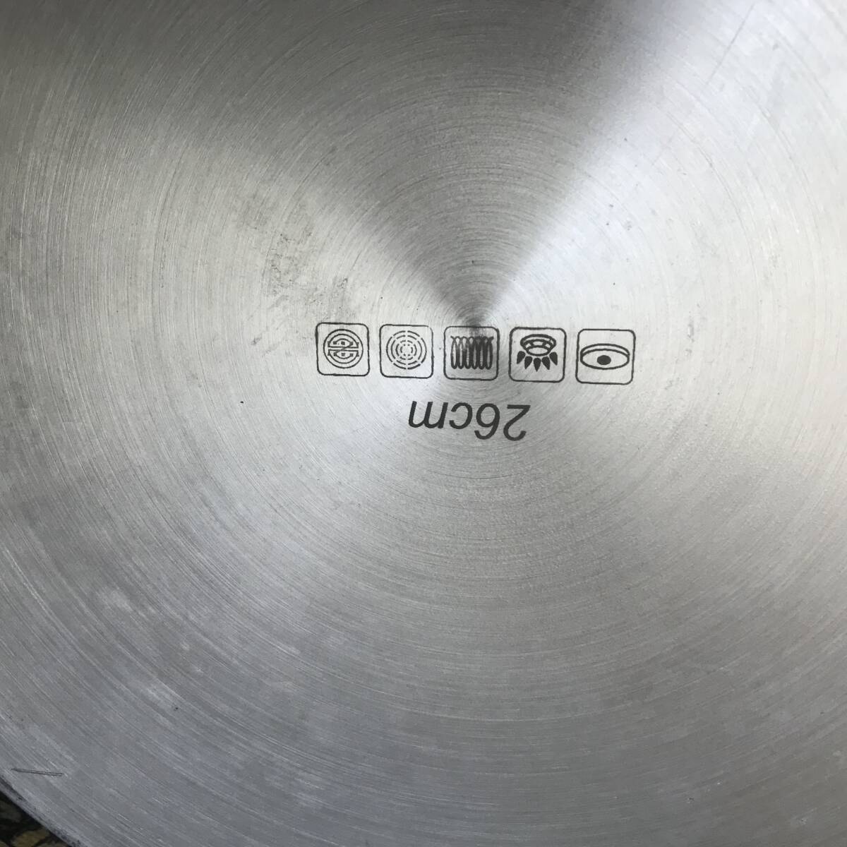 * made of stainless steel 26cm delustering stockpot * box none 
