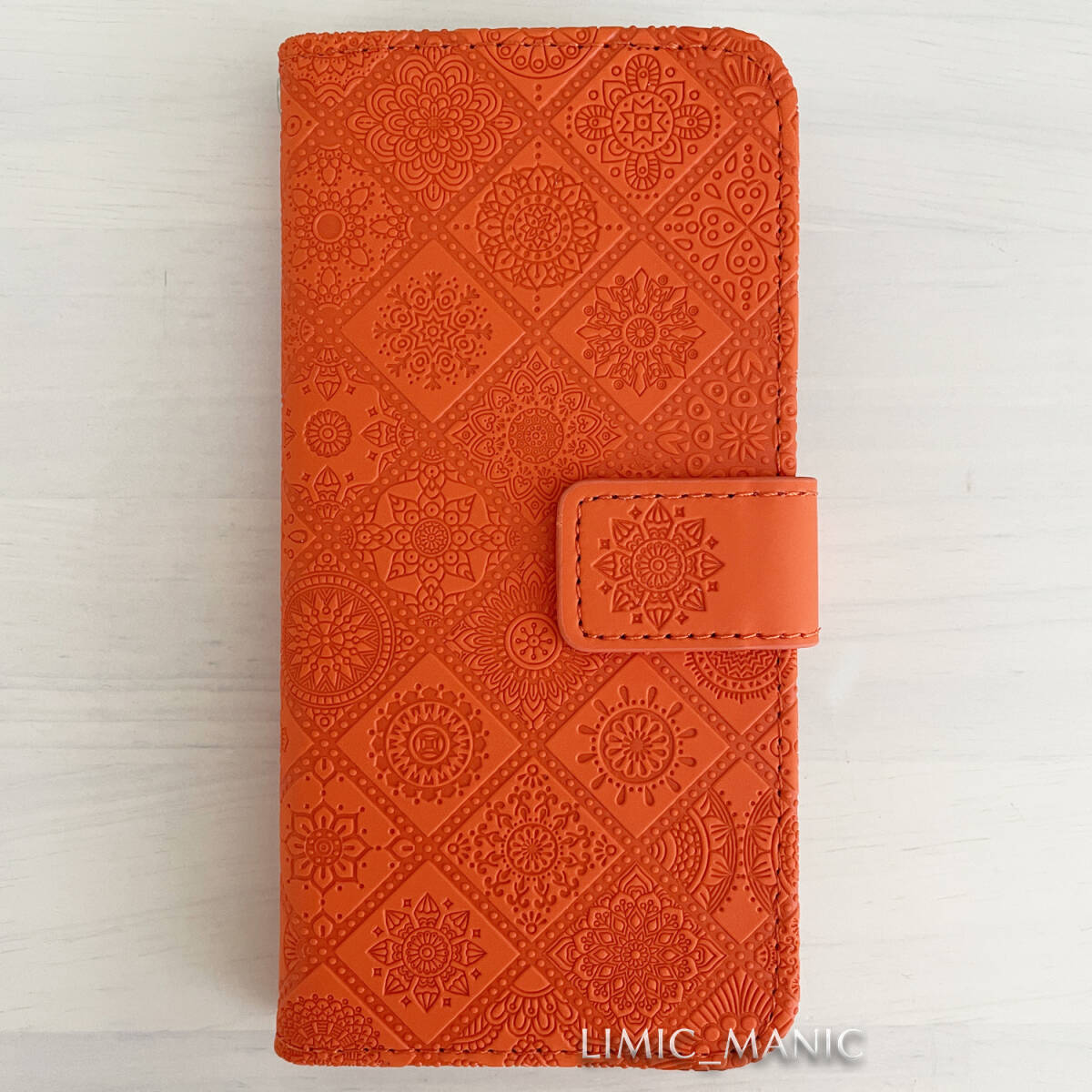 iPhone 7 8 SE (第2世代/第3世代) SE2 SE3 ケース スマホ 手帳型 カードケース オレンジ 橙 エスニック風 曼荼羅模様 アイフォン_画像1